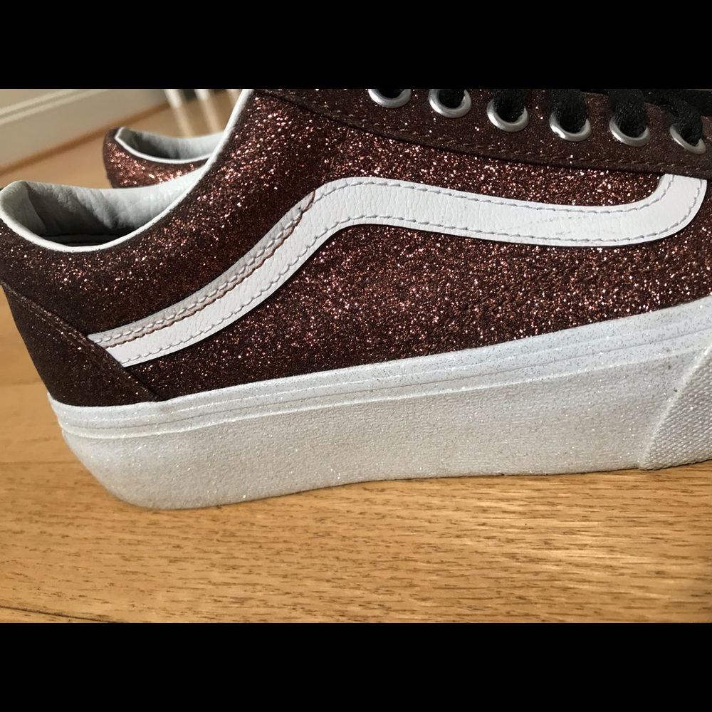 Women size 9 Vans - Picture 4 of 7